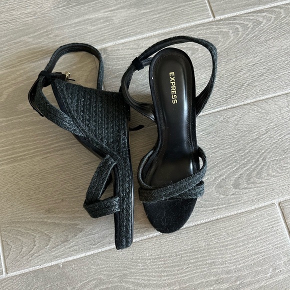🍁Express black rope wedges - Picture 6 of 6